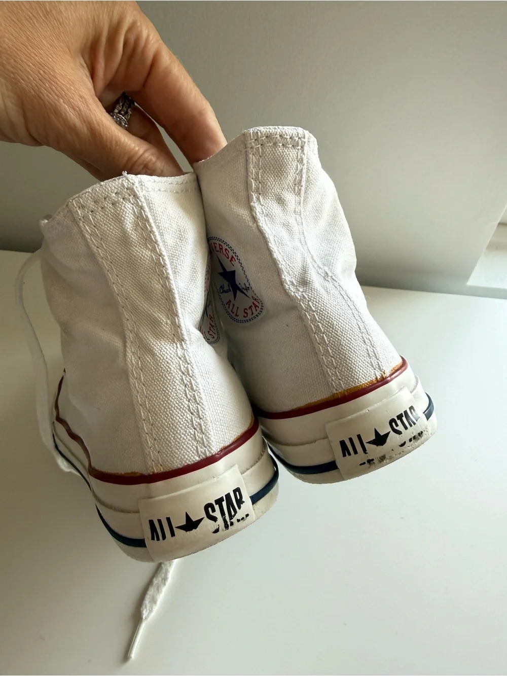 Converse All Star White Kids Shoes Sneakers High Tops Size 1.5 Youth
